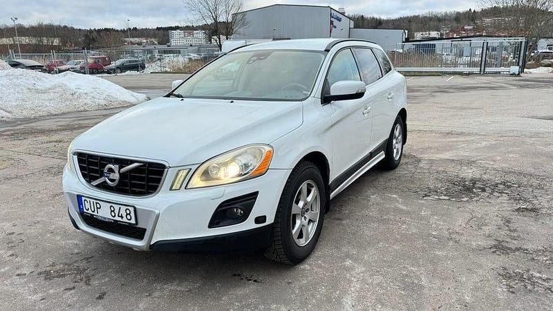 Begagnad 2010 Volvo XC60 SUV | 69 000 kr (Superpris) - Bild 1/4