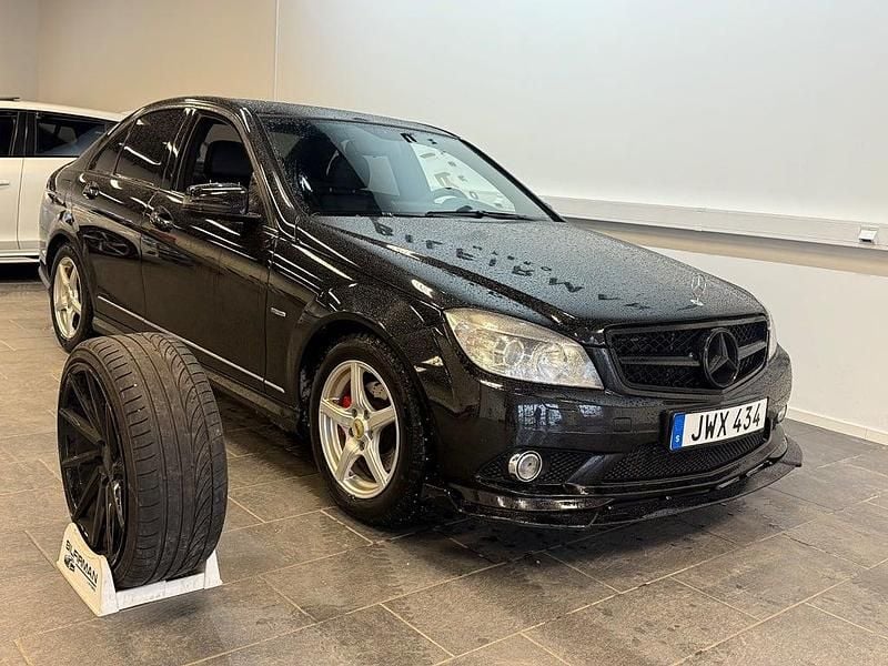 Begagnad Mercedes C180 Avantgarde 156 HK (114 kW) 2008 Svart Sedan