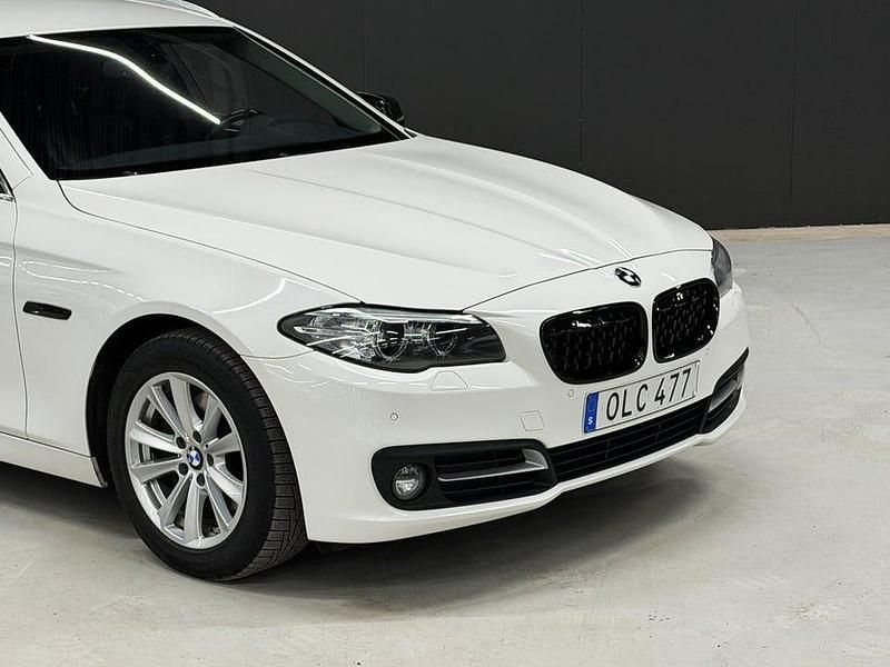 Begagnad BMW 520 190 HK (139 kW) 2015 Vit