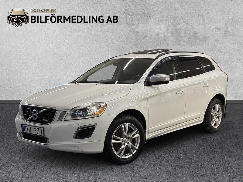 Vit Begagnad 2012 Volvo XC60 R-Design SUV | 159 800 kr (Marknadspris) - Bild 1/4