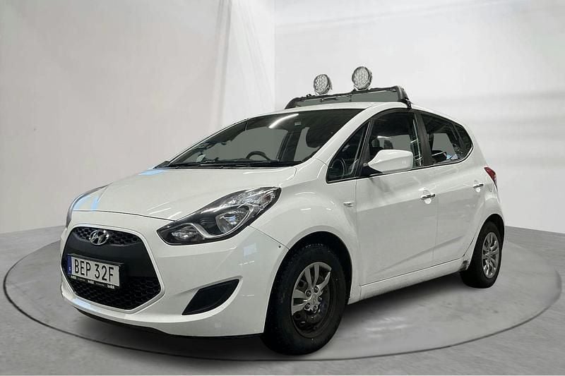 Vit Begagnad 2019 Hyundai ix20 Halvkombi | 26 000 kr - Bild 1/4