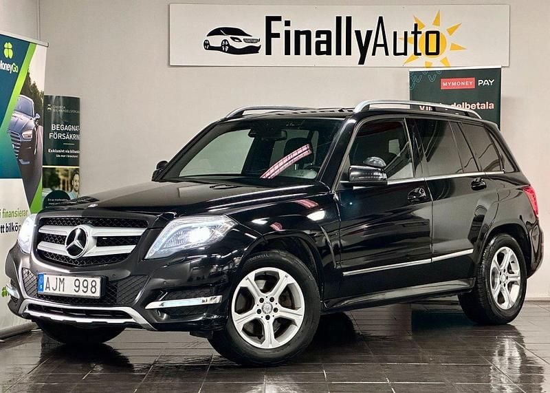 Svart Begagnad 2013 Mercedes GLK220 SUV | 118 900 kr (Marknadspris) - Bild 1/4