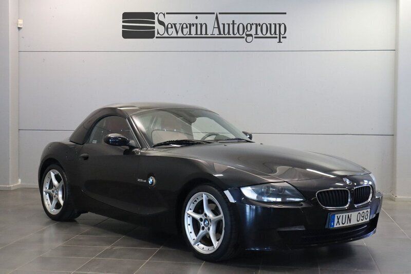 Svart Begagnad 2006 BMW Z4 Cab | 209 900 kr (Dyr) - Bild 1/4