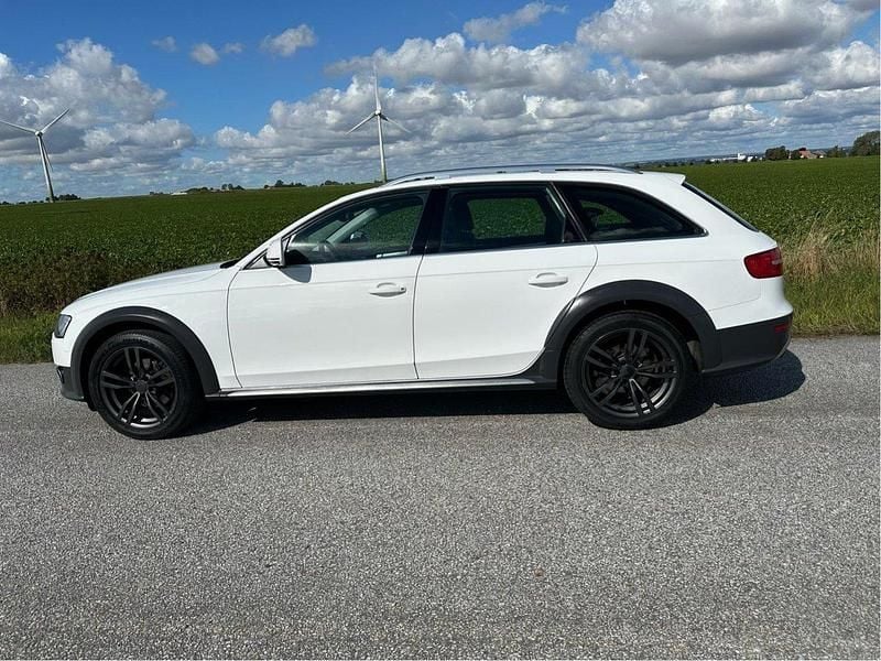 Vit Begagnad 2015 Audi A4 Allroad Kombi | 85 000 kr (Marknadspris) - Bild 1/4