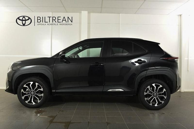 Ny Toyota Yaris Hybrid 116 HK (85 kW) 2025 Svart
