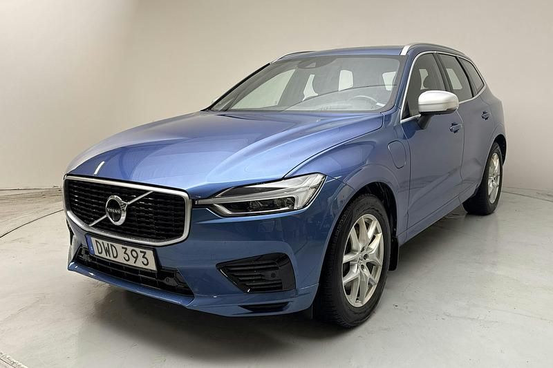 Blå Begagnad 2018 Volvo XC60 R-Design SUV | 280 000 kr (Dyr) - Bild 1/4