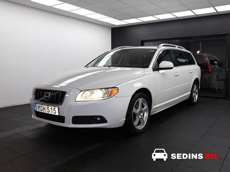 Vit Begagnad 2012 Volvo V70 Summum Kombi | 54 900 kr - Bild 1/4