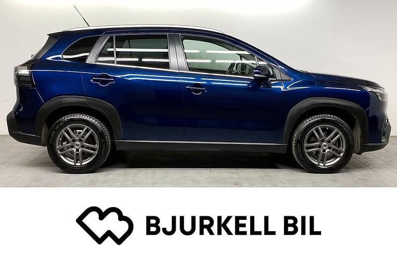 Blå Begagnad 2022 Suzuki SX4 S-Cross SUV | 254 900 kr (Bra pris) - Bild 1/4