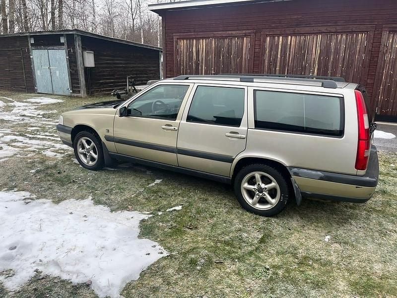 Begagnad Volvo XC70 193 HK (141 kW) 1999