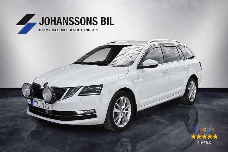 Vit Begagnad 2017 Skoda Octavia Style Kombi | 149 900 kr (Dyr) - Bild 1/4