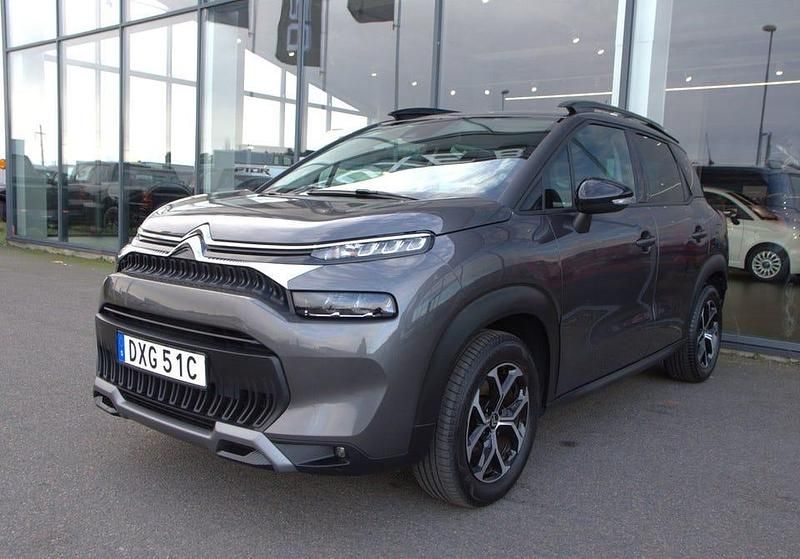 Grå Begagnad 2024 Citroën C3 Aircross Shine SUV | 189 000 kr (Marknadspris) - Bild 1/4