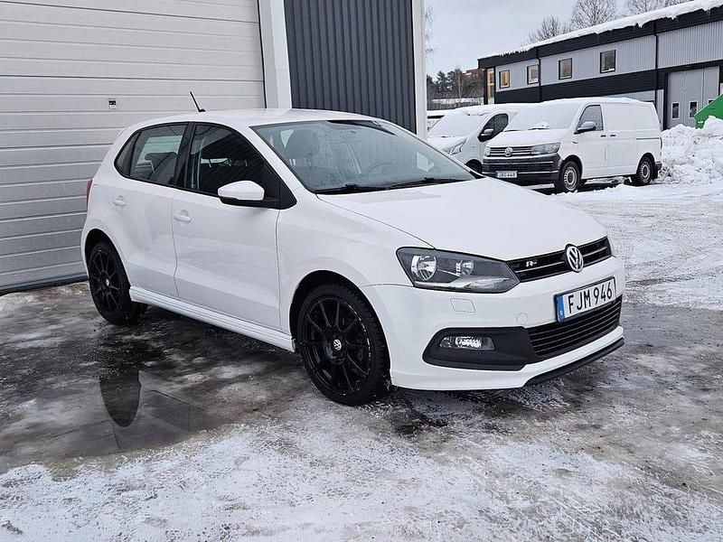 Vit Begagnad 2013 VW Polo R-line | 69 000 kr (Bra pris) - Bild 1/4