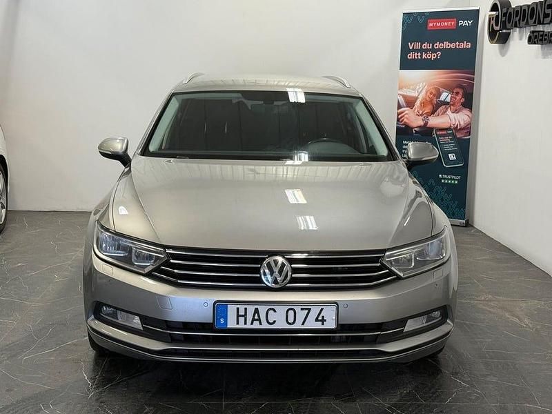 Begagnad VW Passat 150 HK (110 kW) 2015 Silver Kombi