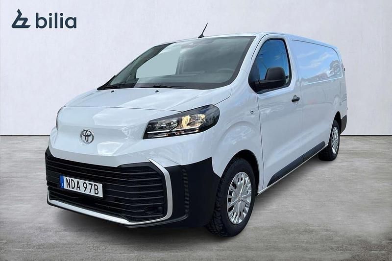 Vit Ny 2025 Toyota Proace Comfort Van | 499 900 kr (Marknadspris) - Bild 1/3