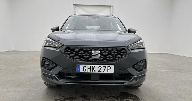 Grön Begagnad 2022 Seat Tarraco 4Drive SUV | 359 900 kr (Marknadspris) - Bild 1/4