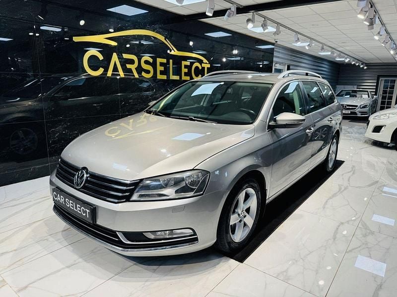 Silver Begagnad 2015 VW Passat Kombi | 99 000 kr (Superpris) - Bild 1/4