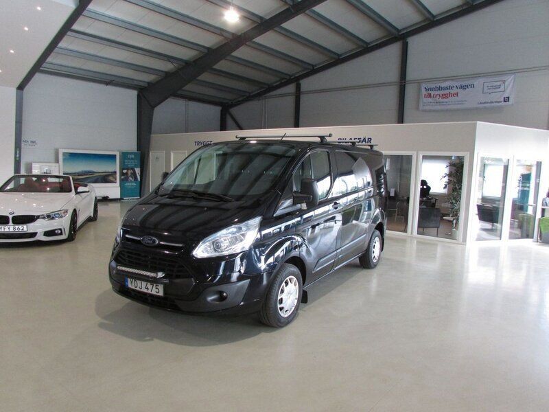 Svart Begagnad 2016 Ford Transit Custom Van | 99 000 kr (Marknadspris) - Bild 1/4