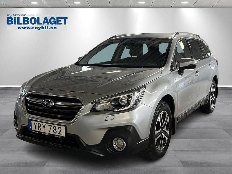 Silver Begagnad 2018 Subaru Outback Kombi | 254 900 kr (Bra pris) - Bild 1/4