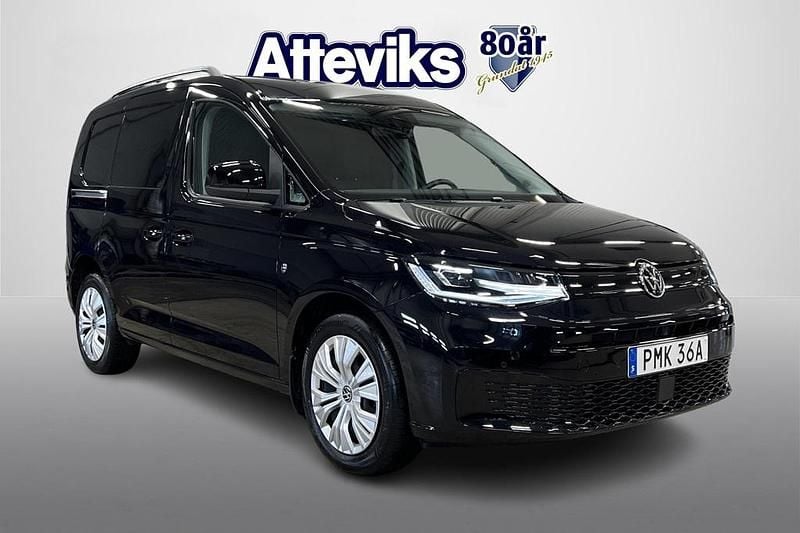 Svart Ny 2025 VW Caddy Minibuss | 418 900 kr (Bra pris) - Bild 1/4