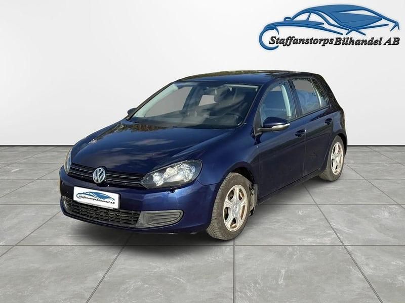 Begagnad VW Golf VII 105 HK (77 kW) 2011 Mörkblå (blå) Halvkombi