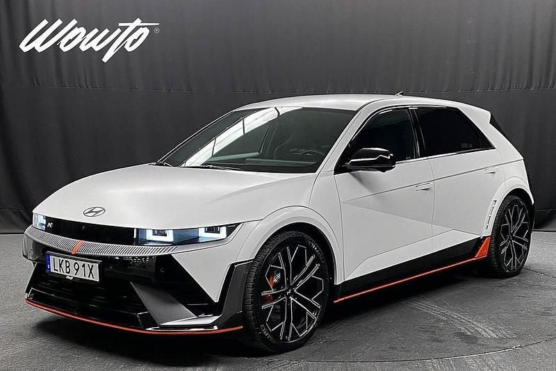 Begagnad Hyundai Ioniq 5 478 kW (650 HK) 2024 Vit SUV
