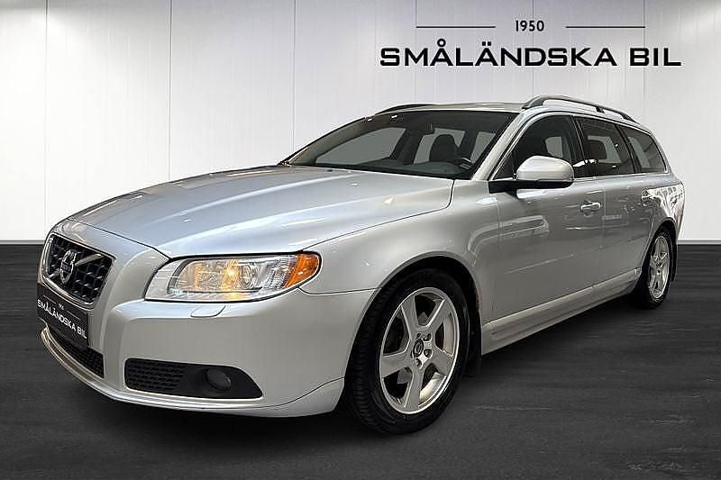 Grå Begagnad 2012 Volvo V70 Momentum Kombi | 99 000 kr (Lite dyr) - Bild 1/4