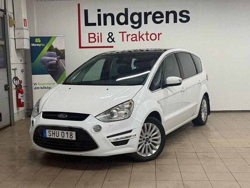 Vit Begagnad 2014 Ford S-MAX Business Edition Minibuss | 124 900 kr (Marknadspris) - Bild 1/4