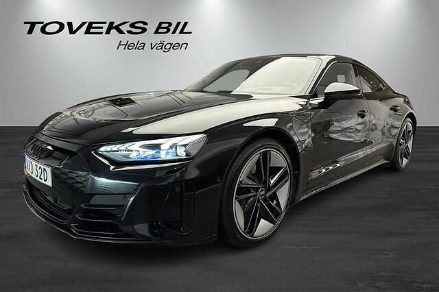 Mytsvart metallic Begagnad 2023 Audi e-tron GT quattro Sedan | 1 249 000 kr - Bild 1/4
