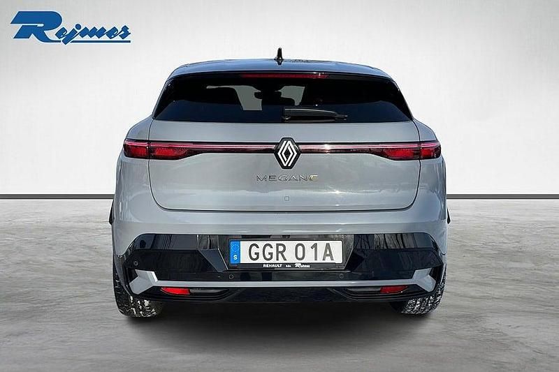 Begagnad Renault Mégane Techno 161 kW (220 HK) 2023 Grå Kombi
