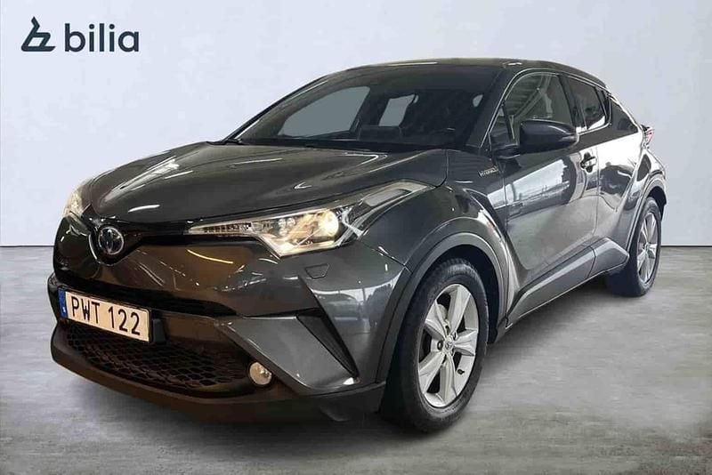 Grå Begagnad 2018 Toyota C-HR SUV | 179 900 kr - Bild 1/1