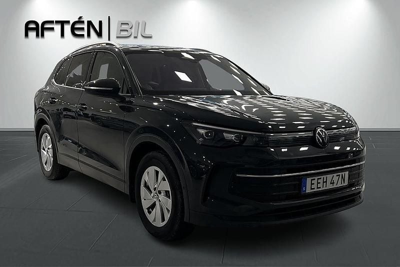 Begagnad VW Tiguan 150 HK (110 kW) 2024 Grå SUV