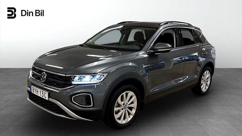 Grå Begagnad 2024 VW T-Roc Edition SUV | 314 900 kr (Dyr) - Bild 1/4