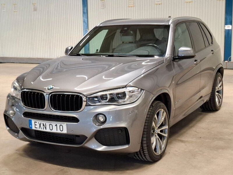 Grå Begagnad 2015 BMW X5 M Sport SUV | 299 900 kr (Bra pris) - Bild 1/4