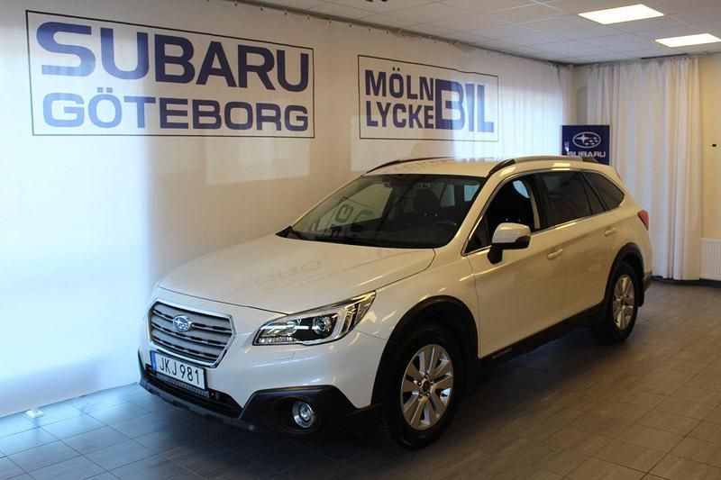 Vit Begagnad 2016 Subaru Outback SUV | 129 900 kr (Bra pris) - Bild 1/4