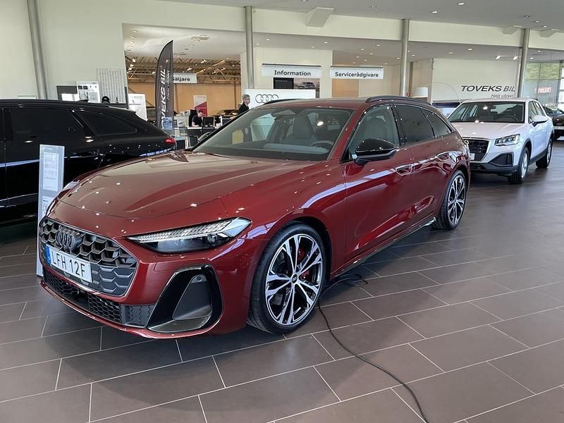 Röd Ny 2025 Audi A5 Proline Kombi | 775 900 kr - Bild 1/4