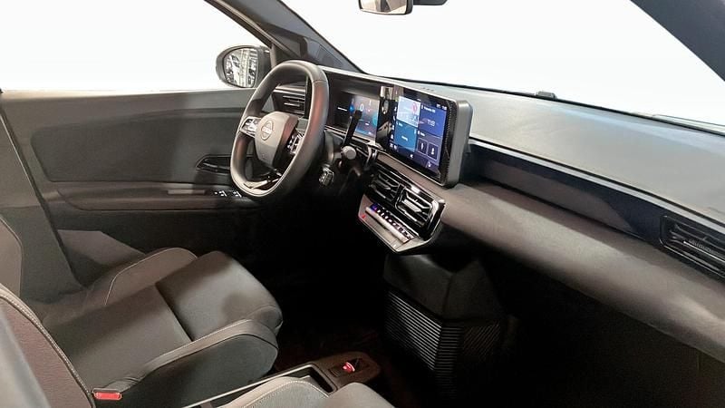 Ny Nissan Micra 88 kW (120 HK) 2025 Vit Halvkombi