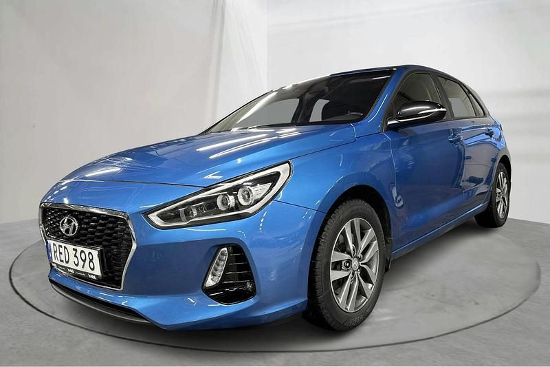 Ljusblå Begagnad 2018 Hyundai i30 Comfort | 76 000 kr - Bild 1/4