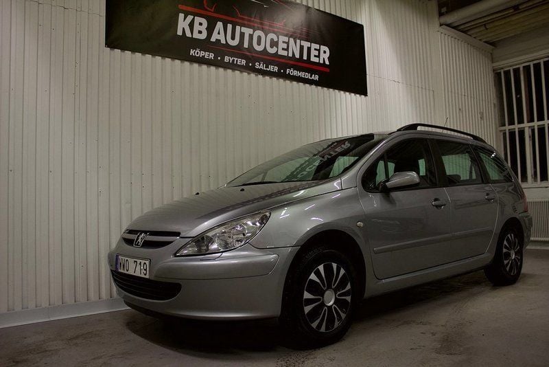 Begagnad Peugeot 307 109 HK (80 kW) 2005 Ljusgrå (grå) Kombi