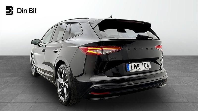 Begagnad Skoda Enyaq iV SportLine 194 kW (265 HK) 2023 Svart SUV