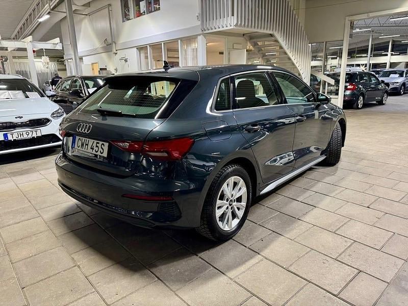 Begagnad Audi A3 150 HK (110 kW) 2022 Manhattan grey metallic Sedan