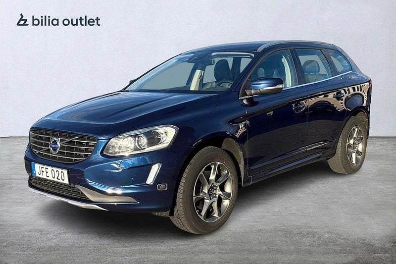 Blå Begagnad 2014 Volvo XC60 Ocean Race SUV | 154 900 kr (Marknadspris) - Bild 1/3