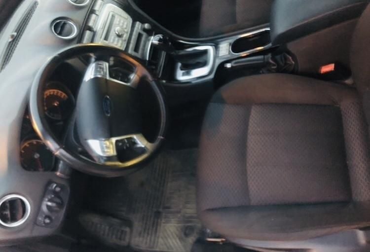 Begagnad Ford Mondeo Ghia 160 HK (117 kW) 2007 Vit Halvkombi