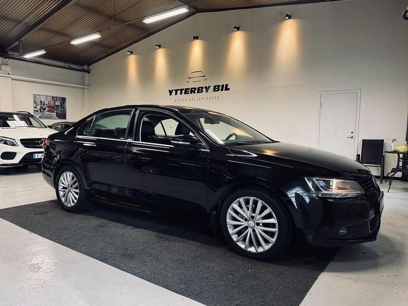 Svart Begagnad 2011 VW Jetta GT Sedan | 99 900 kr (Lite dyr) - Bild 1/4