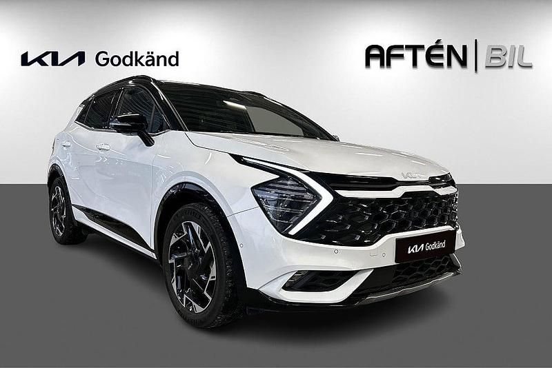 Begagnad Kia Sportage GT-Line 180 HK (132 kW) 2022 Deluxe white pearl SUV