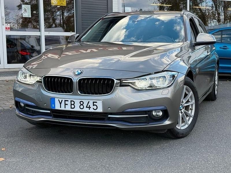Begagnad BMW 320 Sport Line 190 HK (139 kW) 2016 Silver Kombi