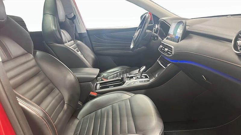 Begagnad MG EHS Luxury 258 HK (189 kW) 2021 Röd SUV