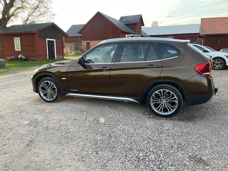 Begagnad BMW X1 204 HK (150 kW) 2010 SUV