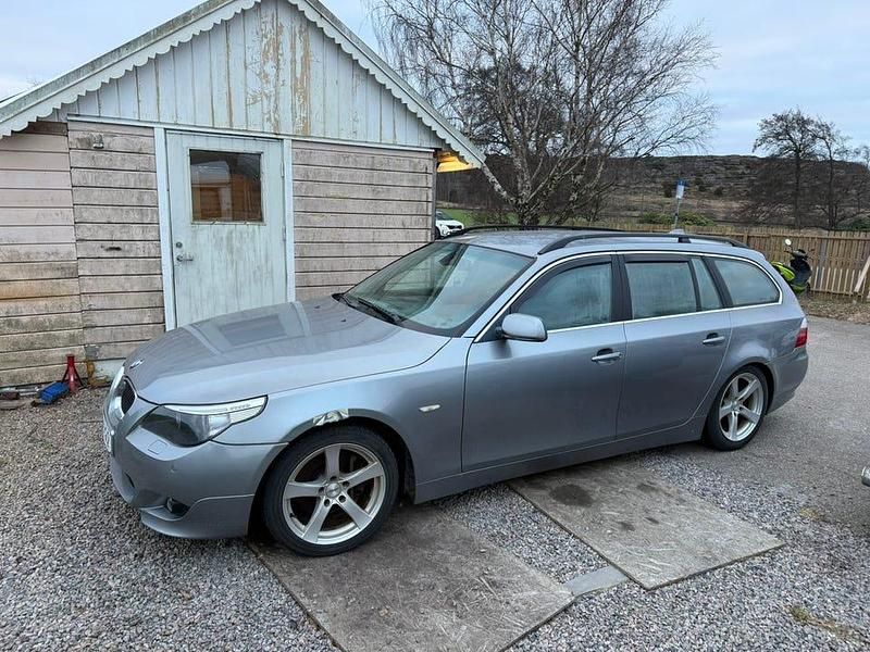 Begagnad BMW 530 2006 Kombi