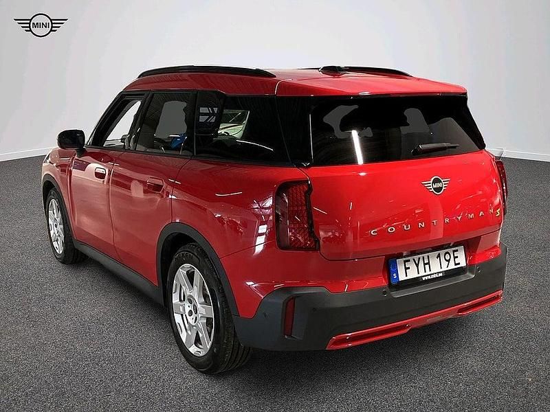 Begagnad Mini Countryman Classic 233 kW (317 HK) 2024 Röd SUV