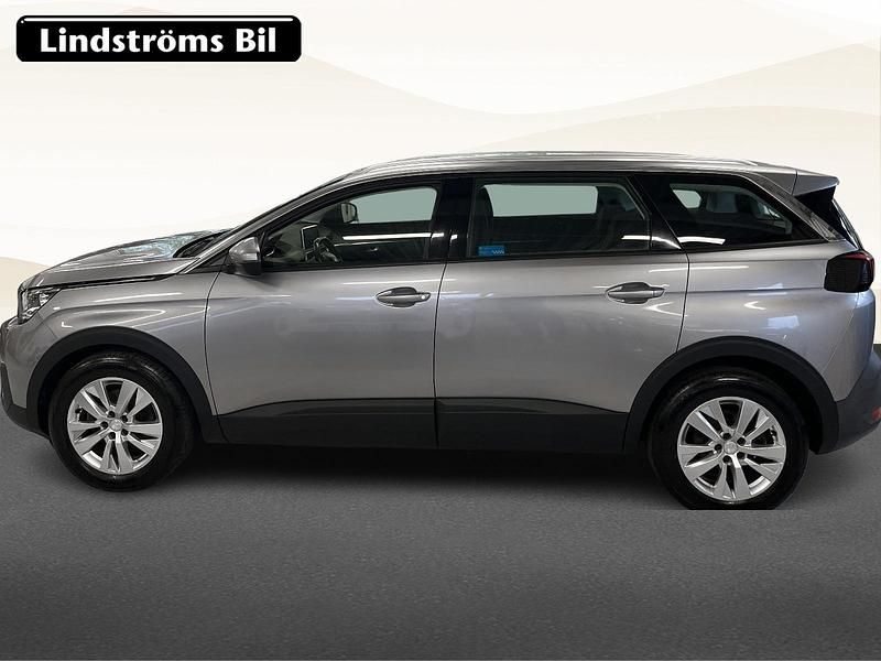 Begagnad Peugeot 5008 132 HK (97 kW) 2017 Grå Minibuss